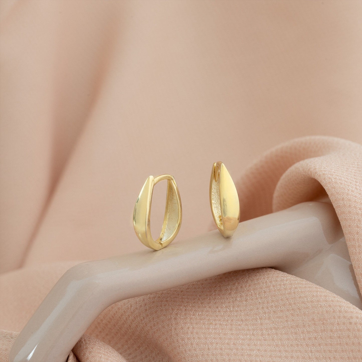 925 Sterling Silver Tear Drop Hoop Earrings