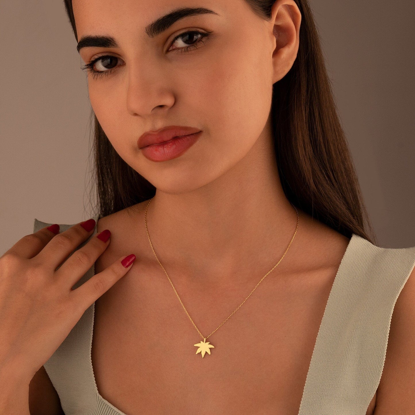 925 Sterling Silver Leaf Necklace