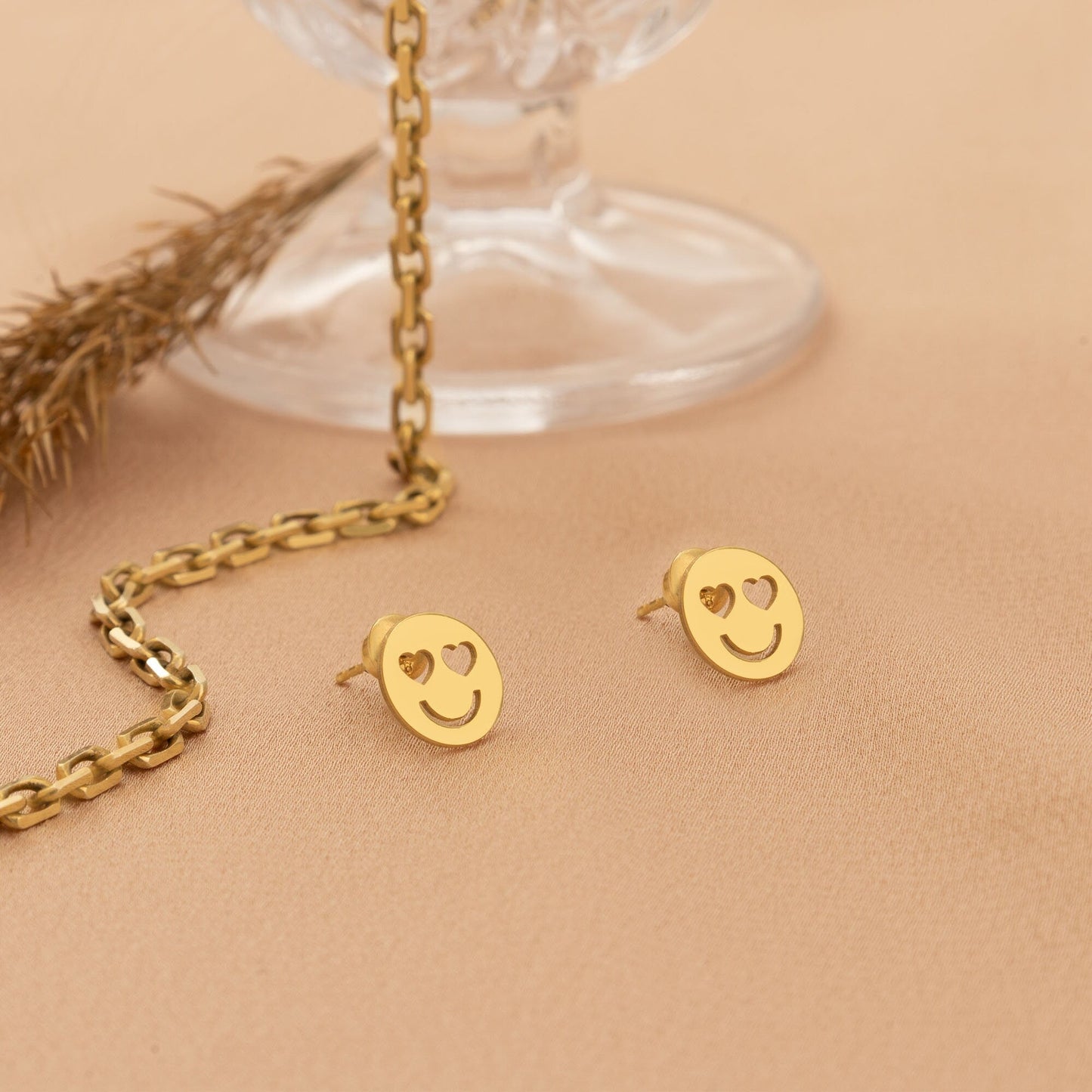 925 Sterling Silver Heart Eyes Emoji Earrings