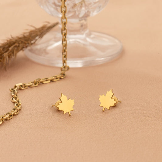 925 Sterling Silver Canadian Maple Leaf Earrings