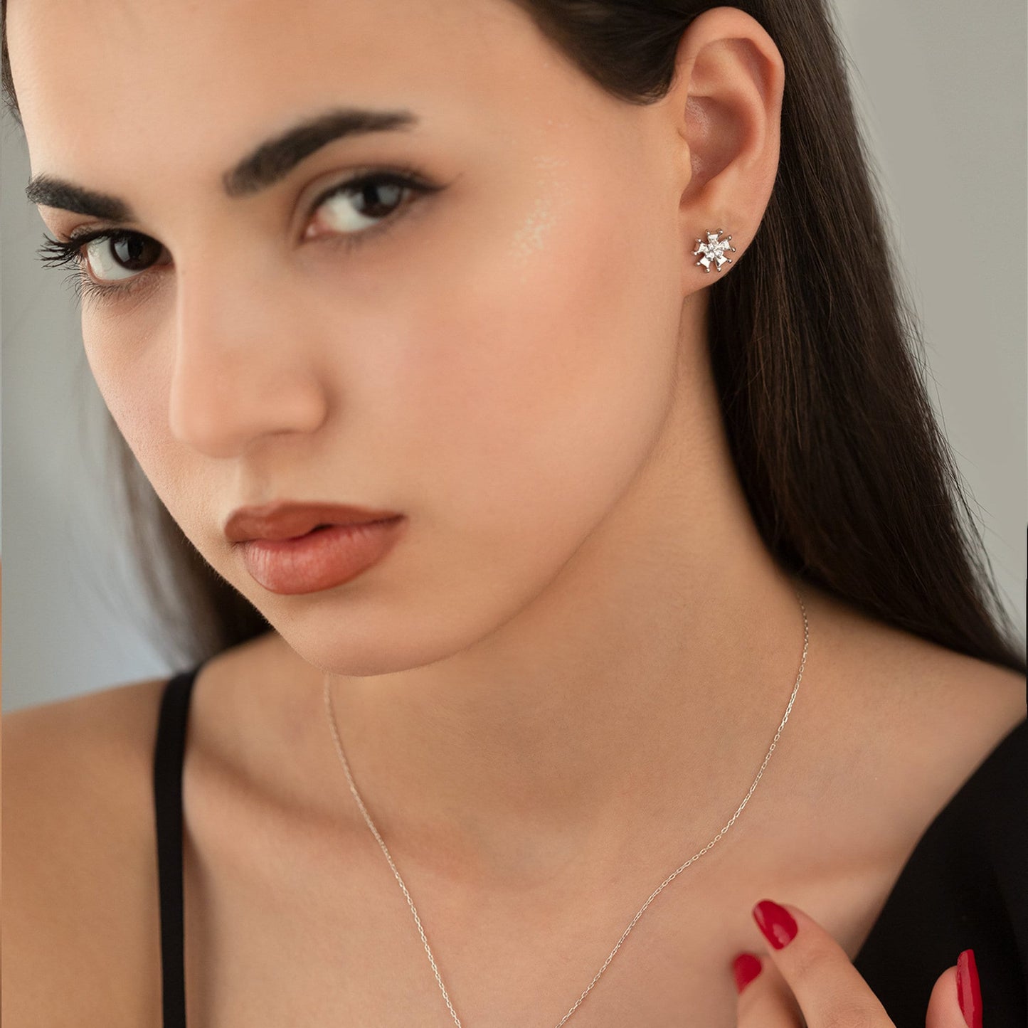 925 Sterling Silver Stone Flower Shape Set 3 Pieces: Necklace, Ring & Earrings
