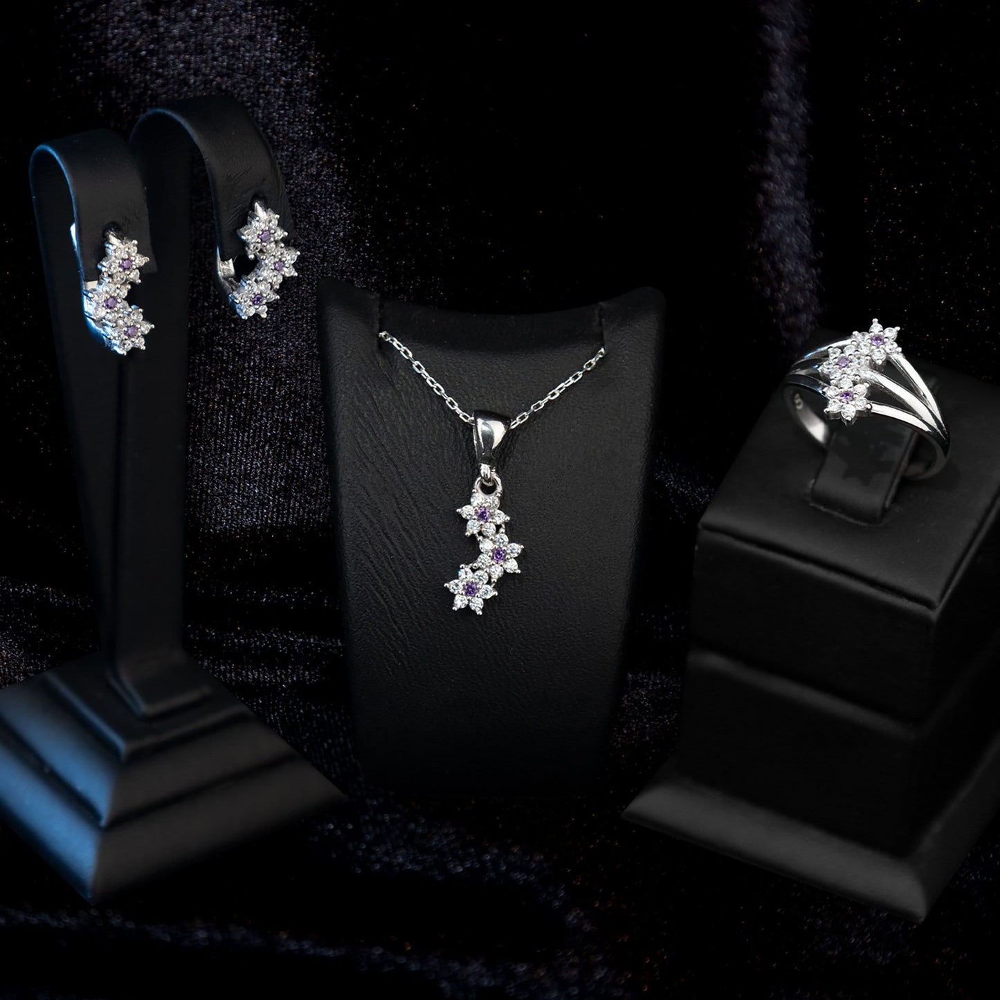 925 Sterling Silver Three Stone Daisy Shape Set 3 Pieces: Necklace, Ring & Earrings