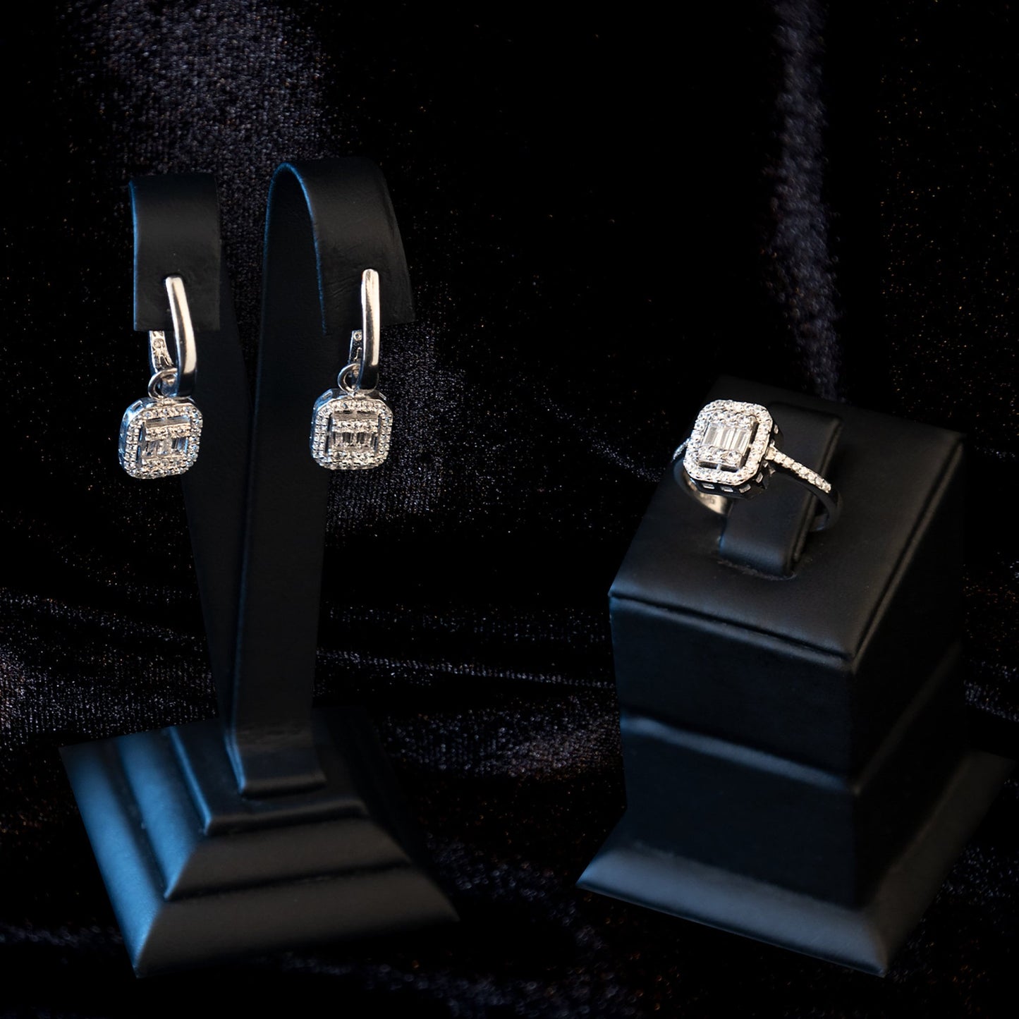 925 Sterling Silver Baguette With Zircon Stone Shape Set 2 Pieces: Ring & Earrings