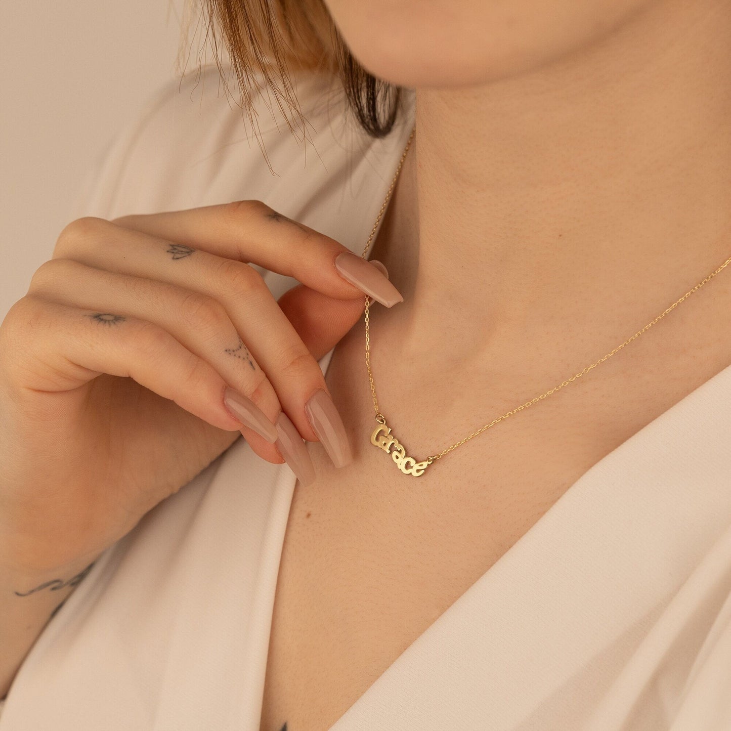 925 Sterling Silver Personalized Wavy Retro Name Necklace