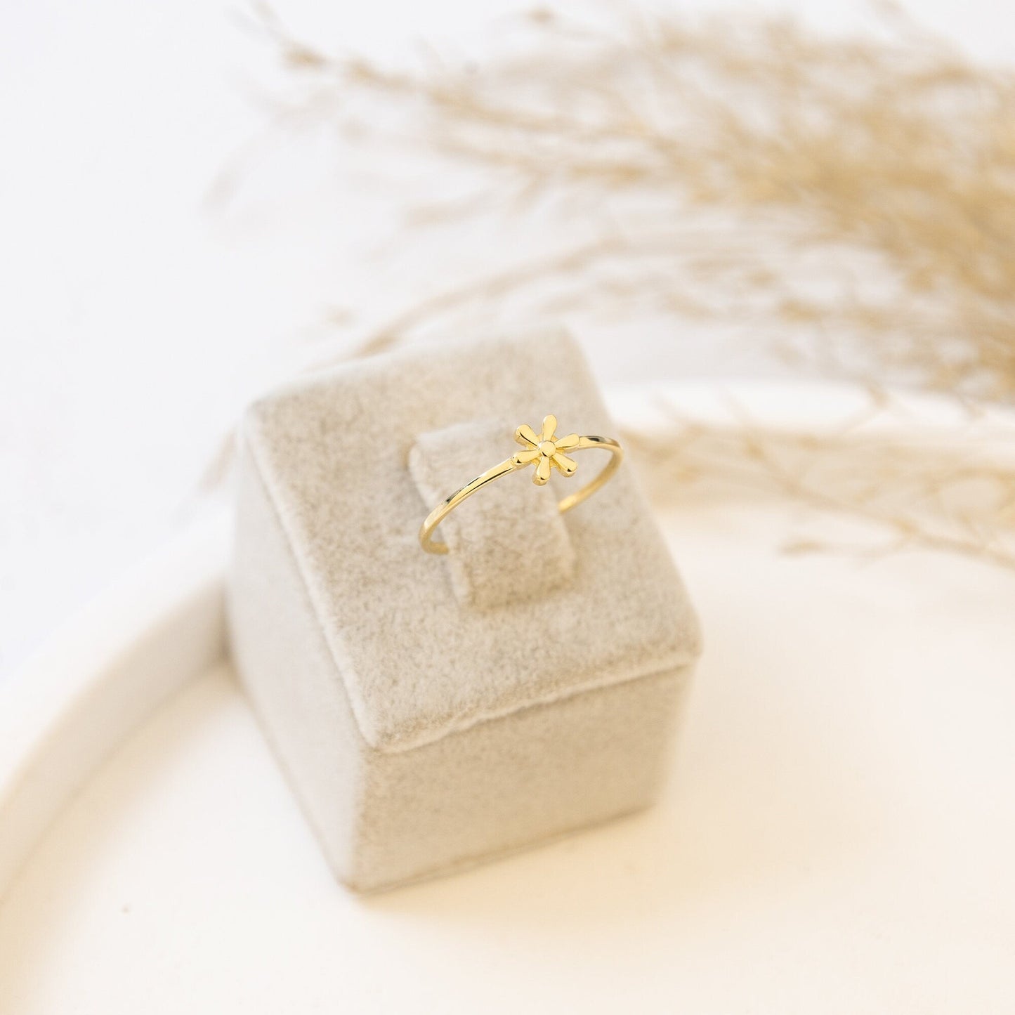 925 Sterling Silver Tiny Daisy Ring