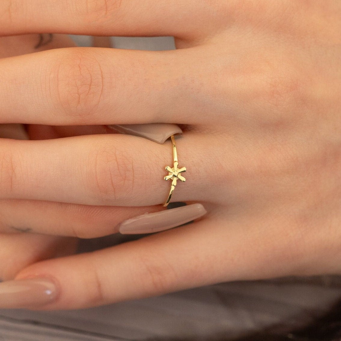 925 Sterling Silver Tiny Daisy Ring