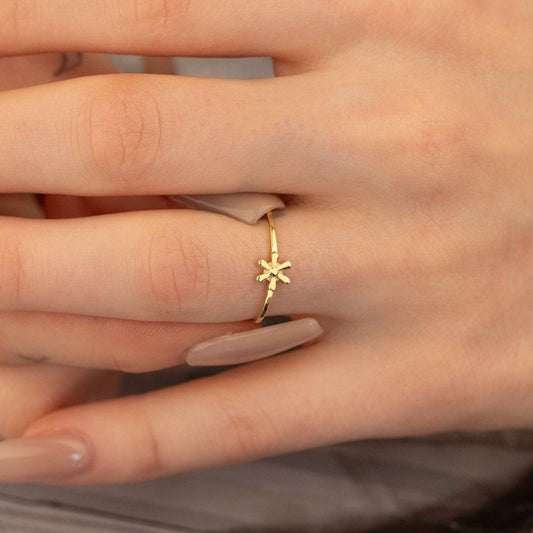 925 Sterling Silver Tiny Daisy Ring