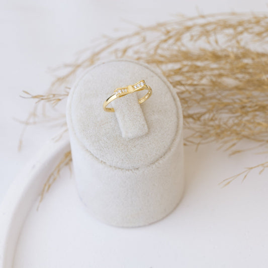 925 Sterling Silver Pave Bowtie Ring