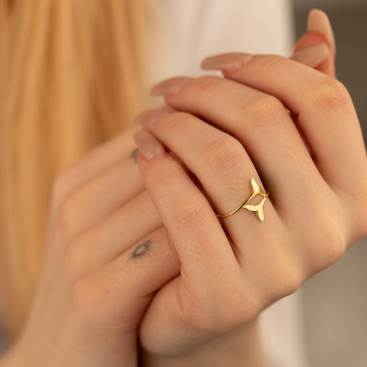 925 Sterling Silver Dainty Whale Tails Ring
