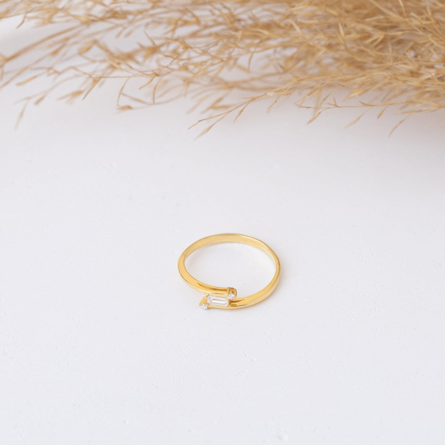 925 Sterling Silver Twist Band Baguette Diamond Bypass Ring