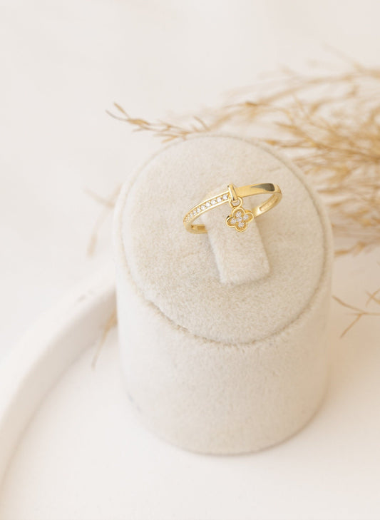 925 Sterling Silver Half Pave Dangling Clover Ring