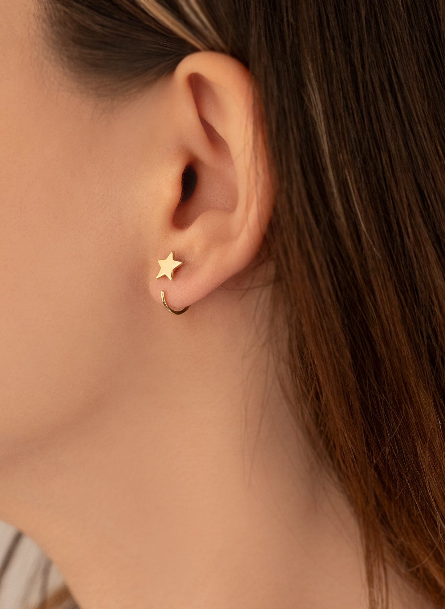 925 Sterling Silver Star C Hoop Earrings