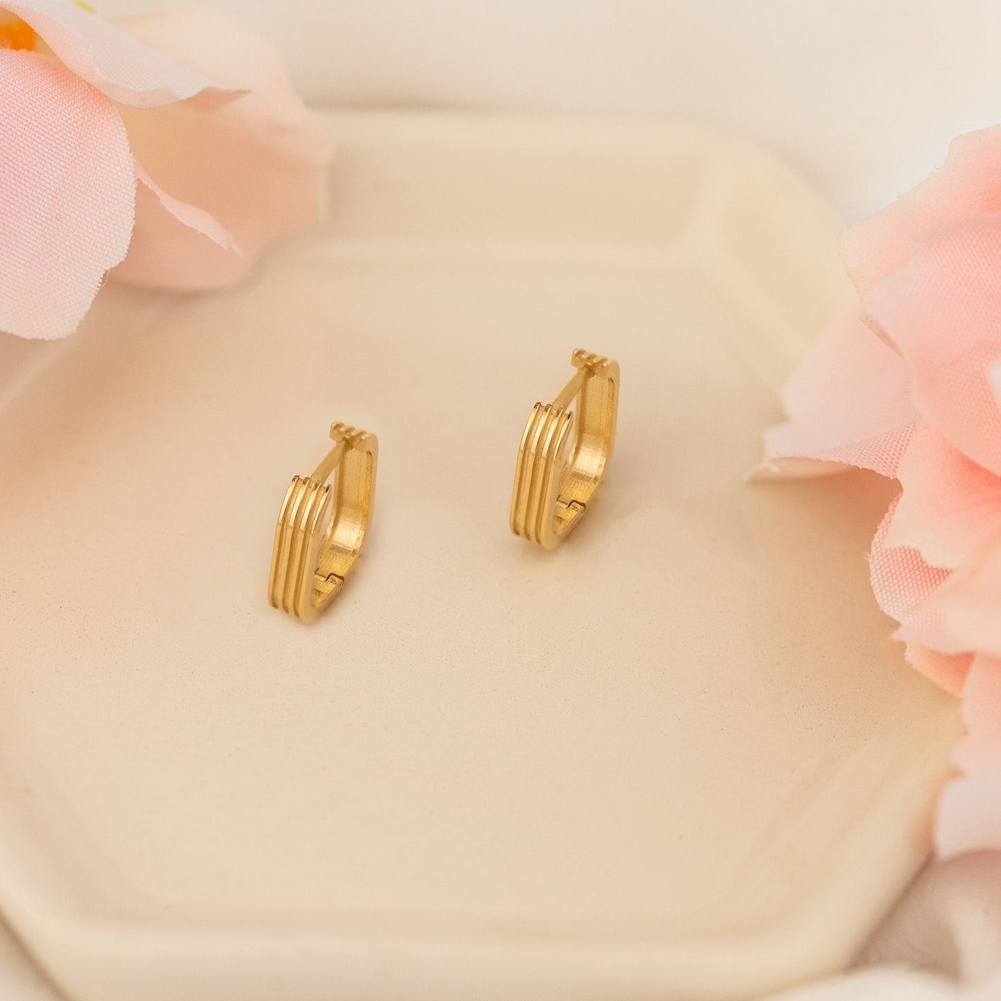 925 Sterling Silver Grooved Square Hoop Earrings