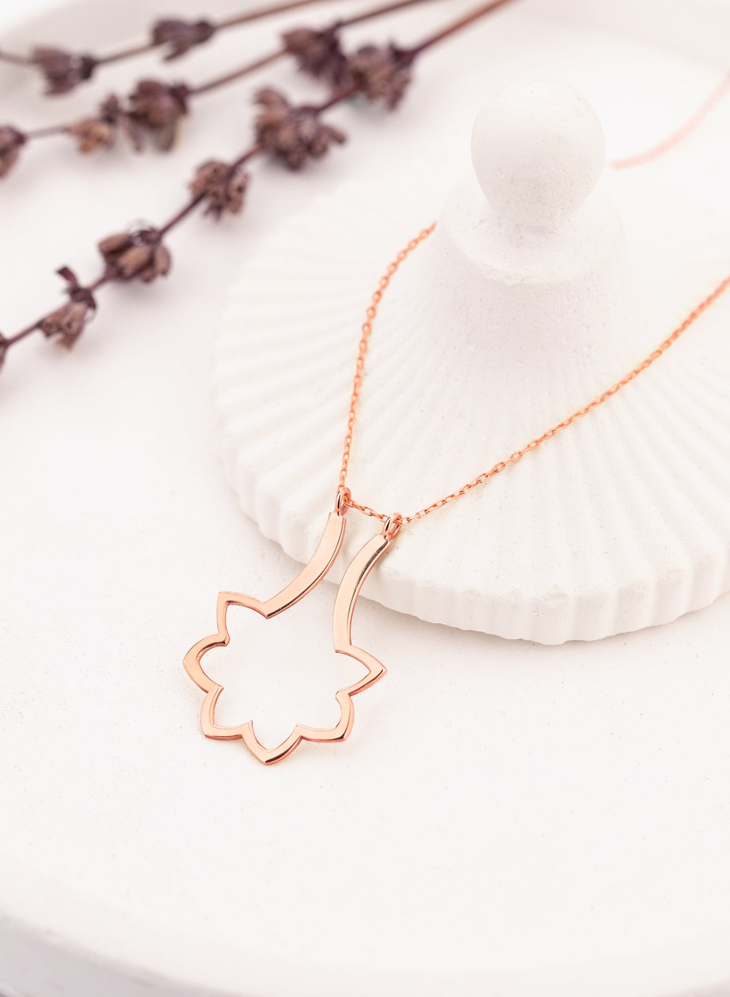 Ring Holder Flower Necklace