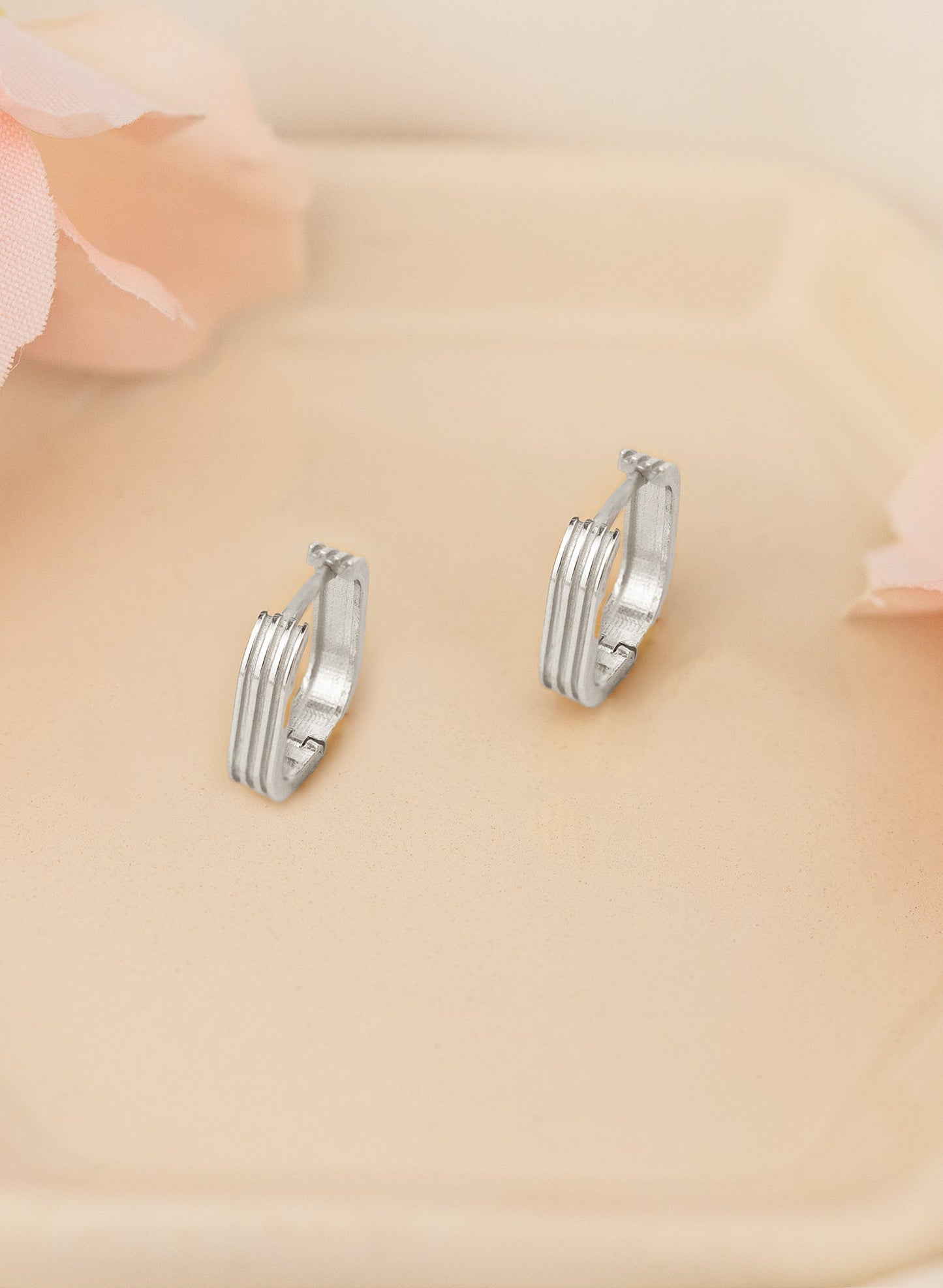 925 Sterling Silver Grooved Square Hoop Earrings