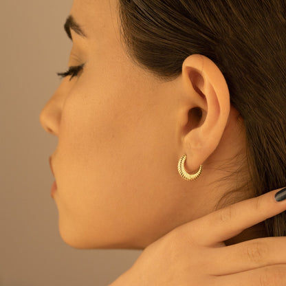 925 Sterling Silver Ribbed Link Hoops Earrings