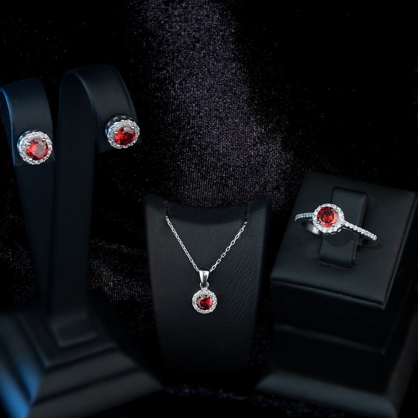 925 Sterling Silver Red Solitaire Shape Set 3 Pieces: Necklace, Ring & Earrings